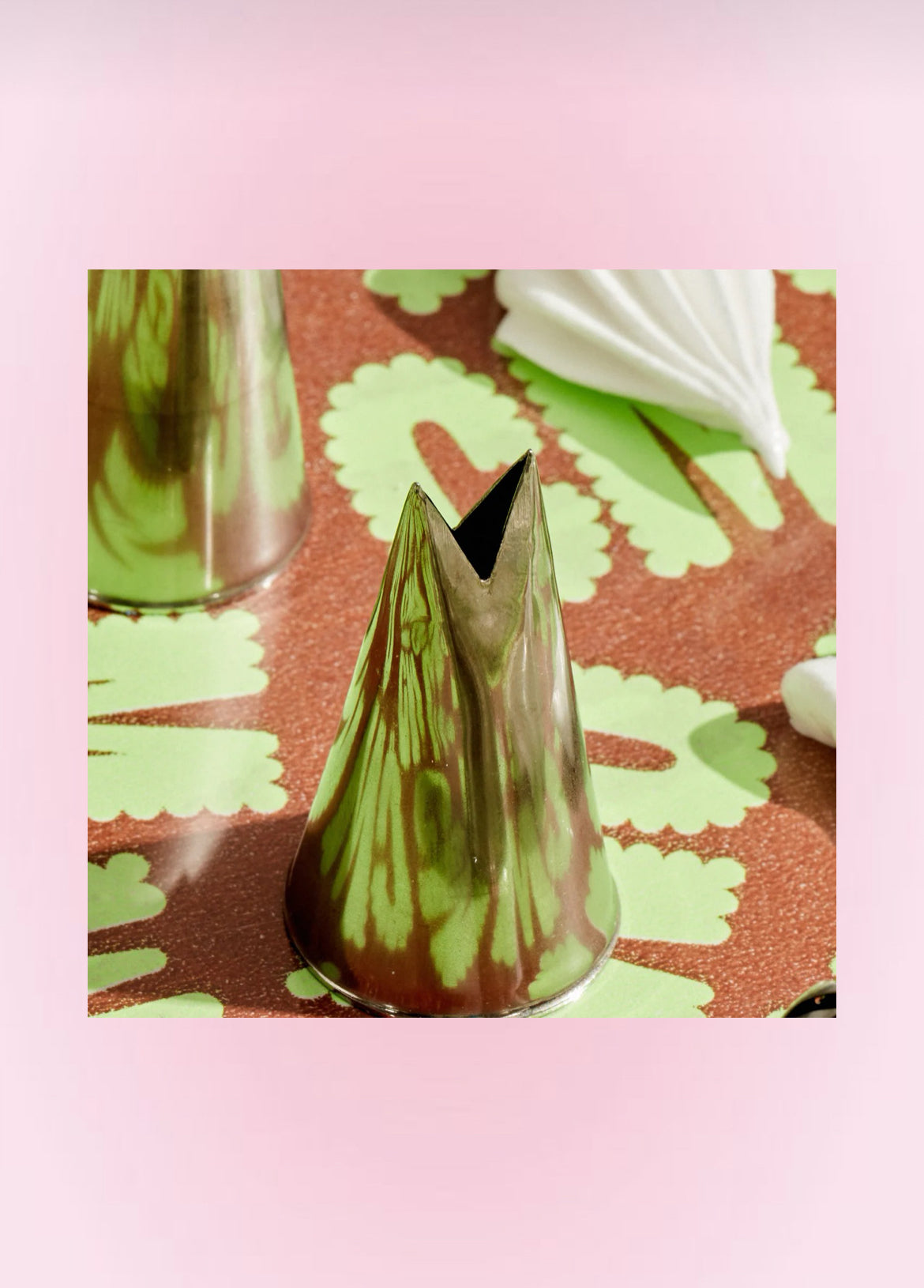 Douille à Feuille #353 – Leaf Tip pour Décoration de Gâteaux | Colour Mill
